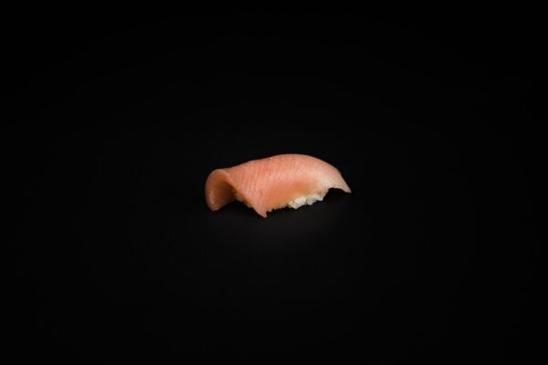 Hamachi Nigiri